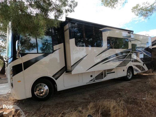 2022 Hurricane 35M by Thor Motor Coach from Pop RVs in Pinion Hills, California