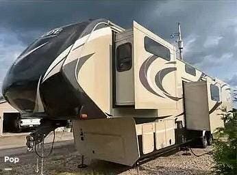 2016 Solitude 377MB by Grand Design from Pop RVs in Hastings, Michigan