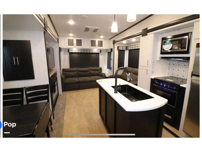 2021 Forest River Wildcat 368MB - Used Fifth Wheel For Sale by Pop RVs in Chillicothe, Missouri