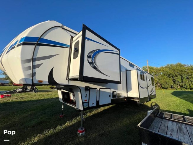 2021 Wildcat 368MB by Forest River from Pop RVs in Chillicothe, Missouri