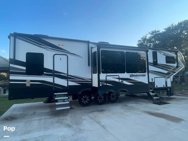 2021 Grand Design Momentum 397TH - Used Toy Hauler For Sale by Pop RVs in Fulton, Texas