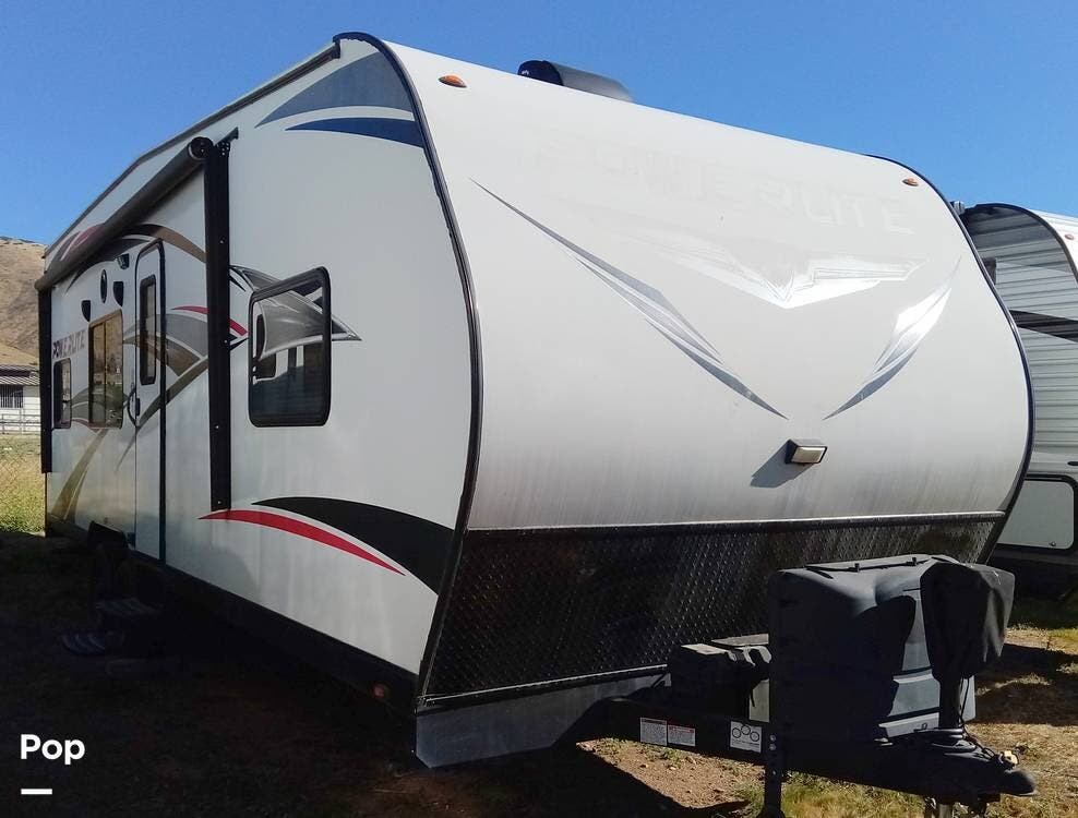 2018 Powerlite 25FS by Pacific Coachworks from Pop RVs in Santa Clarita, California