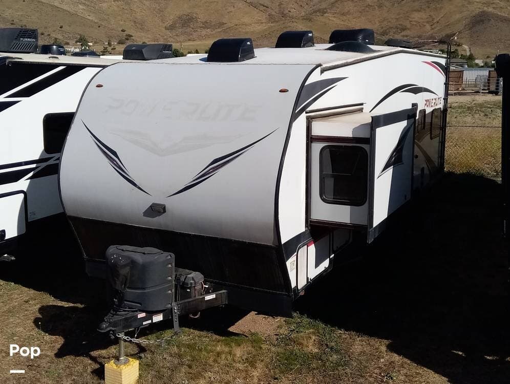 2018 Pacific Coachworks Powerlite 25FS - Used Toy Hauler For Sale by Pop RVs in Santa Clarita, California features Generator, Slideout, Leveling Jacks, Air Conditioning, Awning