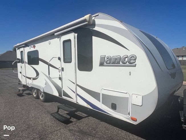 2017 Lance Lance 2285 - Used Travel Trailer For Sale by Pop RVs in Edmond, Oklahoma