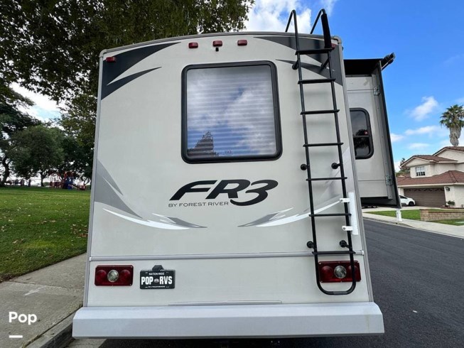 2017 FR3 30DS by Forest River from Pop RVs in Ontarior, California