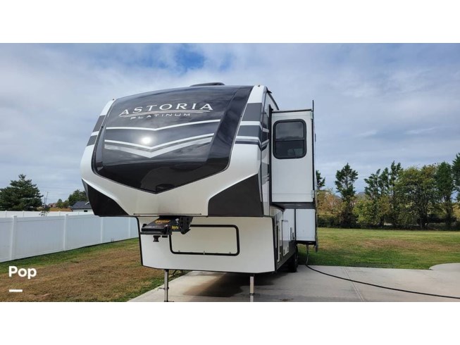 2021 Dutchmen Astoria Platinum 3173RLP - Used Fifth Wheel For Sale by Pop RVs in Seymour, Tennessee