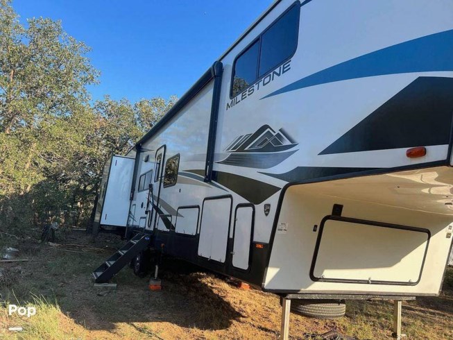 2022 Heartland Milestone 386BH - Used Fifth Wheel For Sale by Pop RVs in Loving, Texas