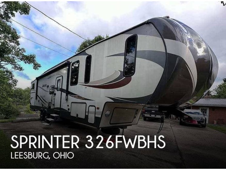 Used 2017 Keystone Sprinter 326FWBHS available in Leesburg, Ohio