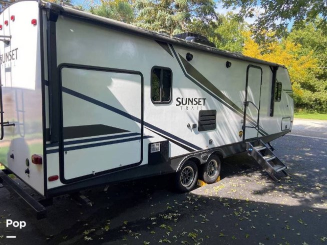 2019 Sunset Trail 253RB by CrossRoads from Pop RVs in Frankfort, Illinois