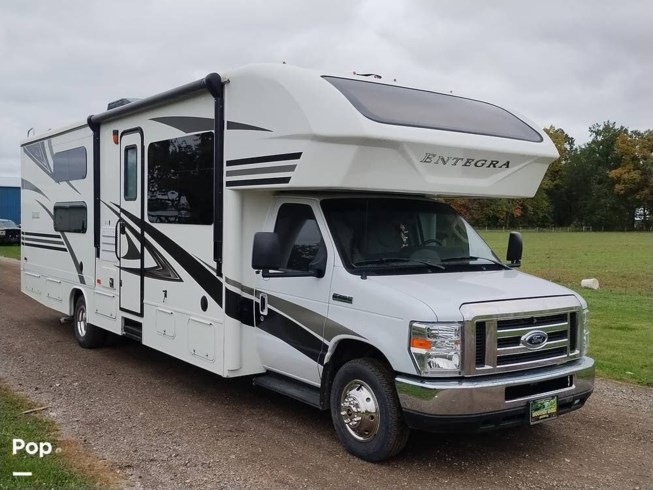 2018 Entegra Coach Odyssey 31L - Used Class C For Sale by Pop RVs in Wakarusa, Indiana