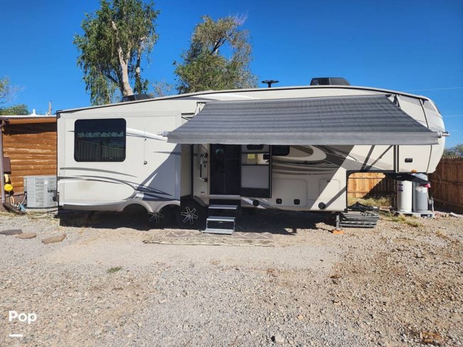 2017 Jayco Eagle HT 27.5RLTS - Used Fifth Wheel For Sale by Pop RVs in Indian Springs, Nevada