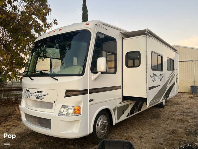 2008 Thor Motor Coach Outlaw 3612 - Used Toy Hauler For Sale by Pop RVs in Sacramento, California