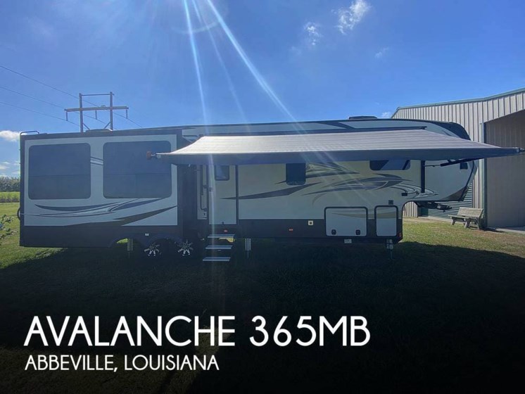 Used 2017 Keystone Avalanche 365MB available in Abbeville, Louisiana