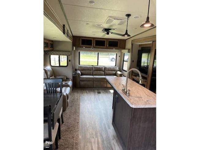 2020 Chaparral 336 TSIK by Coachmen from Pop RVs in Fort White, Florida