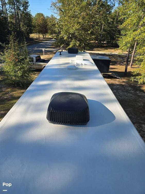 2019 Heartland Big Country 3965DSS - Used Fifth Wheel For Sale by Pop RVs in Milton, Florida features Slideout, Air Conditioning, Awning, Leveling Jacks