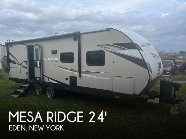 Used 2022 Highland Ridge Mesa Ridge S-Lite 241BH available in Eden, New York