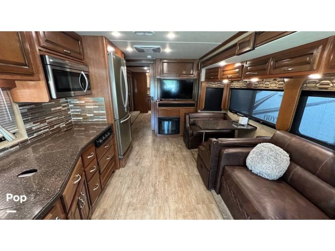 2018 Southwind 37H by Fleetwood from Pop RVs in Magnolia, Texas