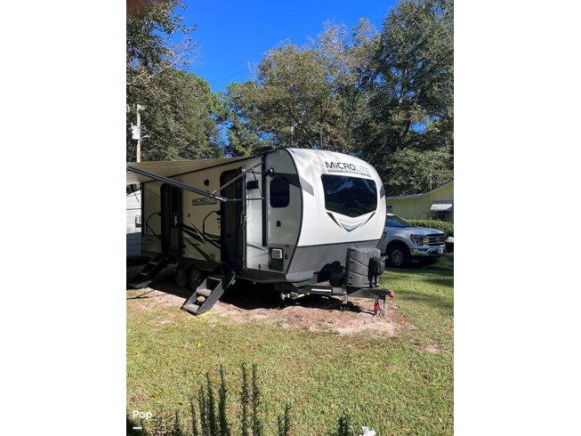 2021 Flagstaff Micro Lite 25FKBS by Forest River from Pop RVs in Ludowici, Georgia