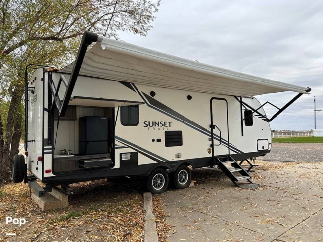 2020 CrossRoads Sunset Trail 253RB - Used Travel Trailer For Sale by Pop RVs in La Salle, Colorado