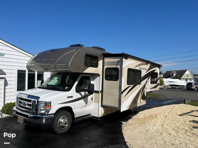 2018 Quantum RC25 by Thor Motor Coach from Pop RVs in Bayville, New Jersey