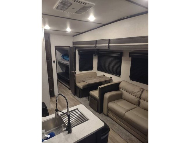 2021 CrossRoads Cruiser Aire 32BH - Used Fifth Wheel For Sale by Pop RVs in North Fort Myers, Florida