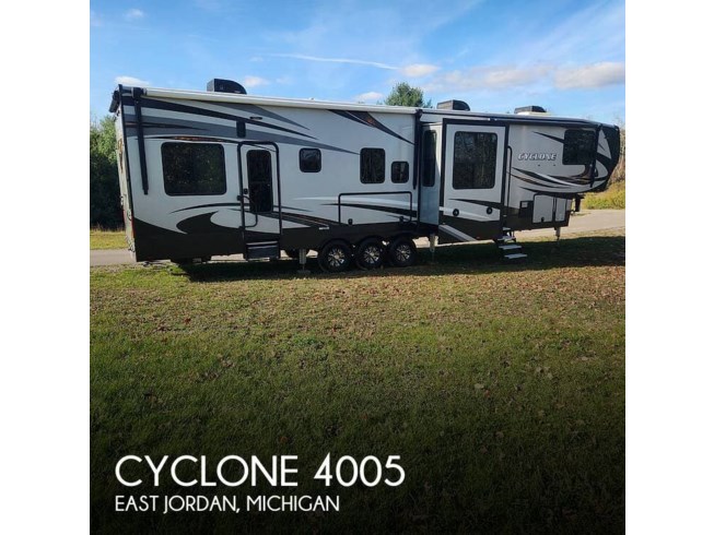 Used 2018 Heartland Cyclone 4005 available in East Jordan, Michigan