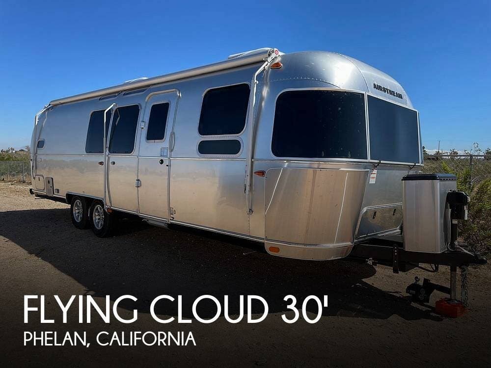 2023 Airstream Flying Cloud 30FB BUNK RV for Sale in Phelan, CA 92371