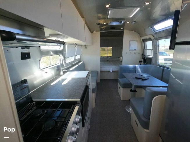 2023 Airstream Flying Cloud 30FB BUNK - Used Travel Trailer For Sale by Pop RVs in Phelan, California