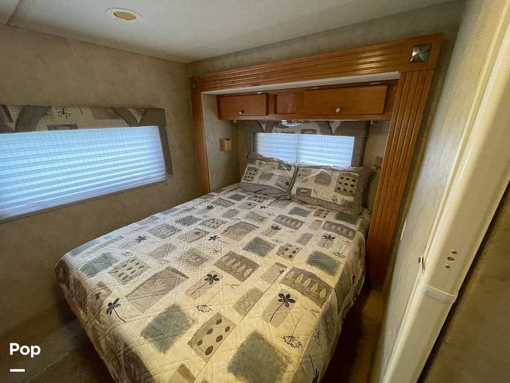 2007 Gulf Stream Yellowstone 5272 Conquest RV for Sale in Palm Coast