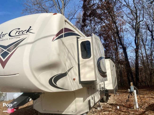 2019 Forest River Silverback 331K - Used Fifth Wheel For Sale by Pop RVs in La Follette, Tennessee