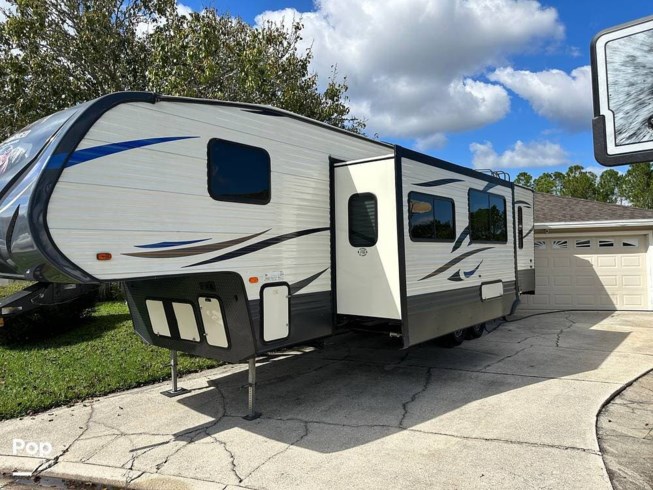 2019 Palomino Puma 351 THSS - Used Toy Hauler For Sale by Pop RVs in Jacksonville, Florida