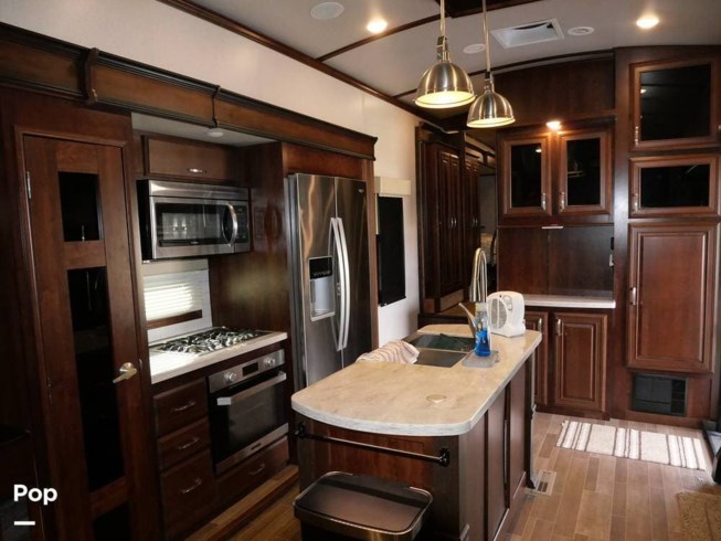 2019 Pinnacle 36SSWS by Jayco from Pop RVs in Sylacauga, Alabama
