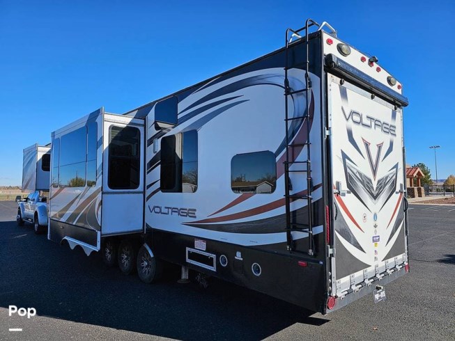 2014 Dutchmen Voltage 3990 Epic - Used Toy Hauler For Sale by Pop RVs in Black Canyon City, Arizona