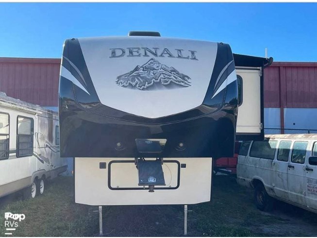 2016 Dutchmen Denali 335RLK - Used Fifth Wheel For Sale by Pop RVs in Sebring, Florida