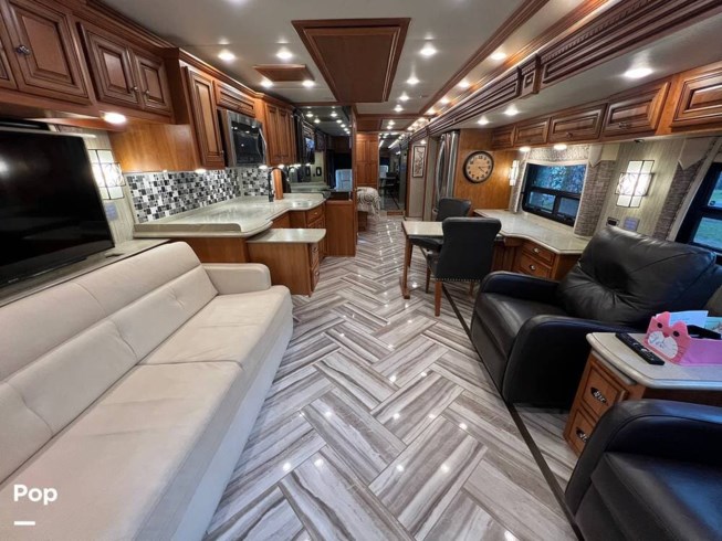 2017 Dutch Star 4369 by Newmar from Pop RVs in Spring Hill, Florida