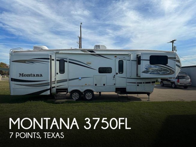 Used 2013 Keystone Montana 3750FL available in 7 Points, Texas