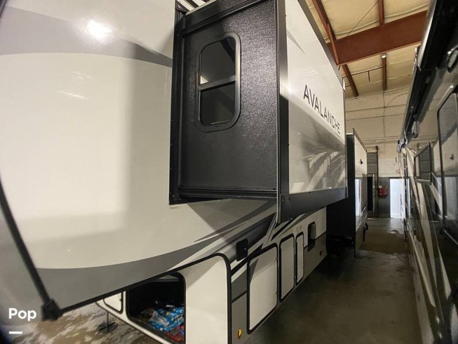 2022 Avalanche 390DS by Keystone from Pop RVs in Columbus, Georgia