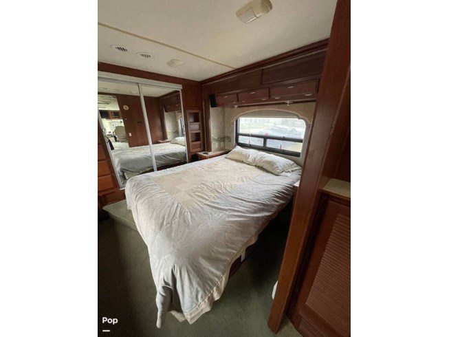 2007 Bounder 38L by Fleetwood from Pop RVs in Baton Rouge, Louisiana