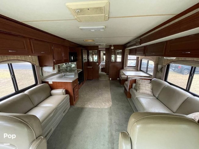 2007 Fleetwood Bounder 38L - Used Diesel Pusher For Sale by Pop RVs in Baton Rouge, Louisiana