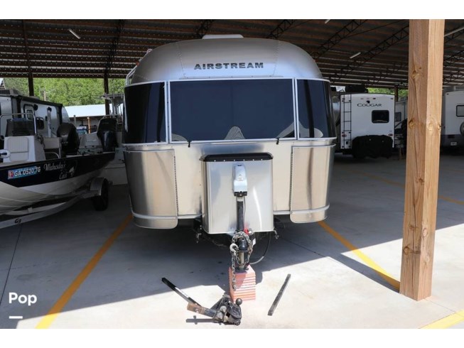 2017 Airstream International Serenity 25FB - Used Travel Trailer For Sale by Pop RVs in Oakwood, Georgia