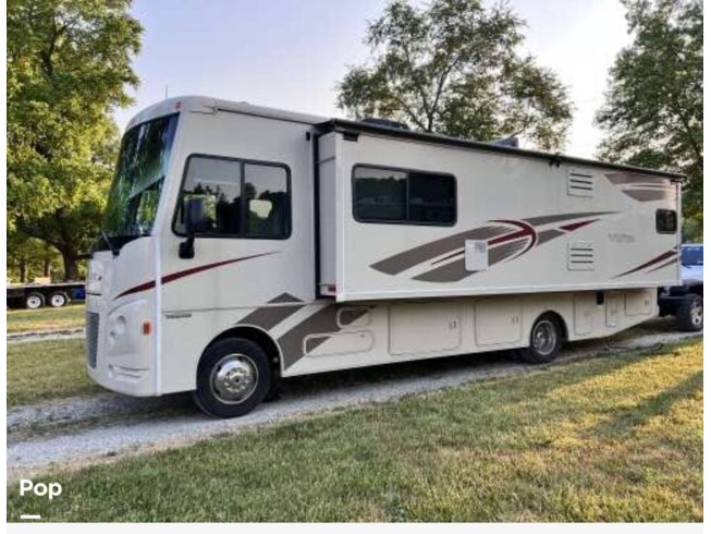 2018 Winnebago Sunstar 29VE - Used Class A For Sale by Pop RVs in Ada, Michigan
