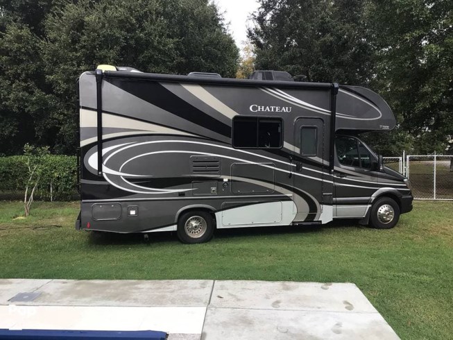2019 Thor Motor Coach Chateau 24BL - Used Class C For Sale by Pop RVs in Long Beach, Mississippi