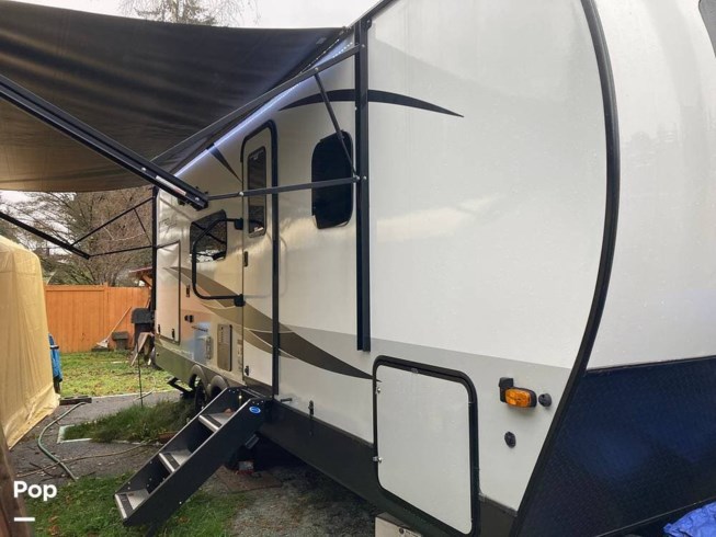 2023 Forest River Flagstaff 25bsds - Used Travel Trailer For Sale by Pop RVs in Bothell, Washington
