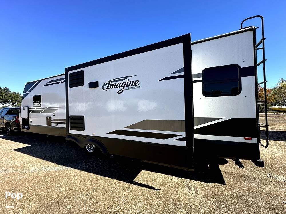 2022 Grand Design Imagine 2970RL - Used Travel Trailer For Sale by Pop RVs in Pearland, Texas features Awning, Slideout, Air Conditioning