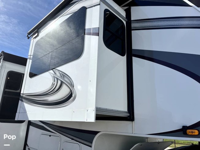 2021 Solitude 346FLS by Grand Design from Pop RVs in Friendswood, Texas