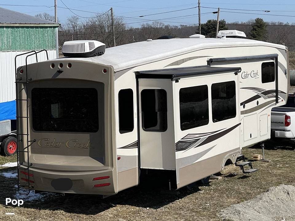 2016 Cedar Creek 36CKTS by Forest River from Pop RVs in Zanesville, Ohio