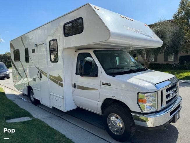 2018 Thor Motor Coach Majestic 23A - Used Class C For Sale by Pop RVs in Yorba Linda, California