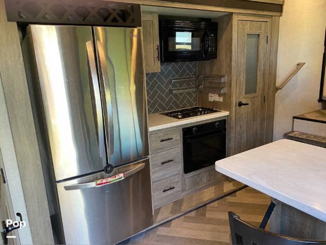 2021 Forest River Heritage Glen ELITE 36FL - Used Fifth Wheel For Sale by Pop RVs in Lima, Ohio