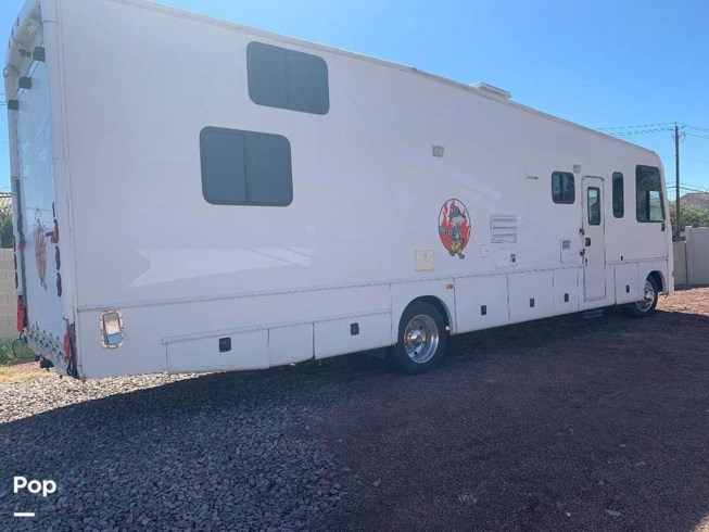 2007 Outlaw Damon  M3611 Toy-Hauler by Thor Motor Coach from Pop RVs in Las Vegas, Nevada