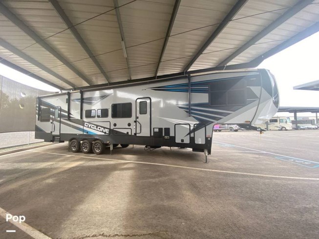 2021 Heartland Cyclone 4115 - Used Toy Hauler For Sale by Pop RVs in San Tan Valley, Arizona